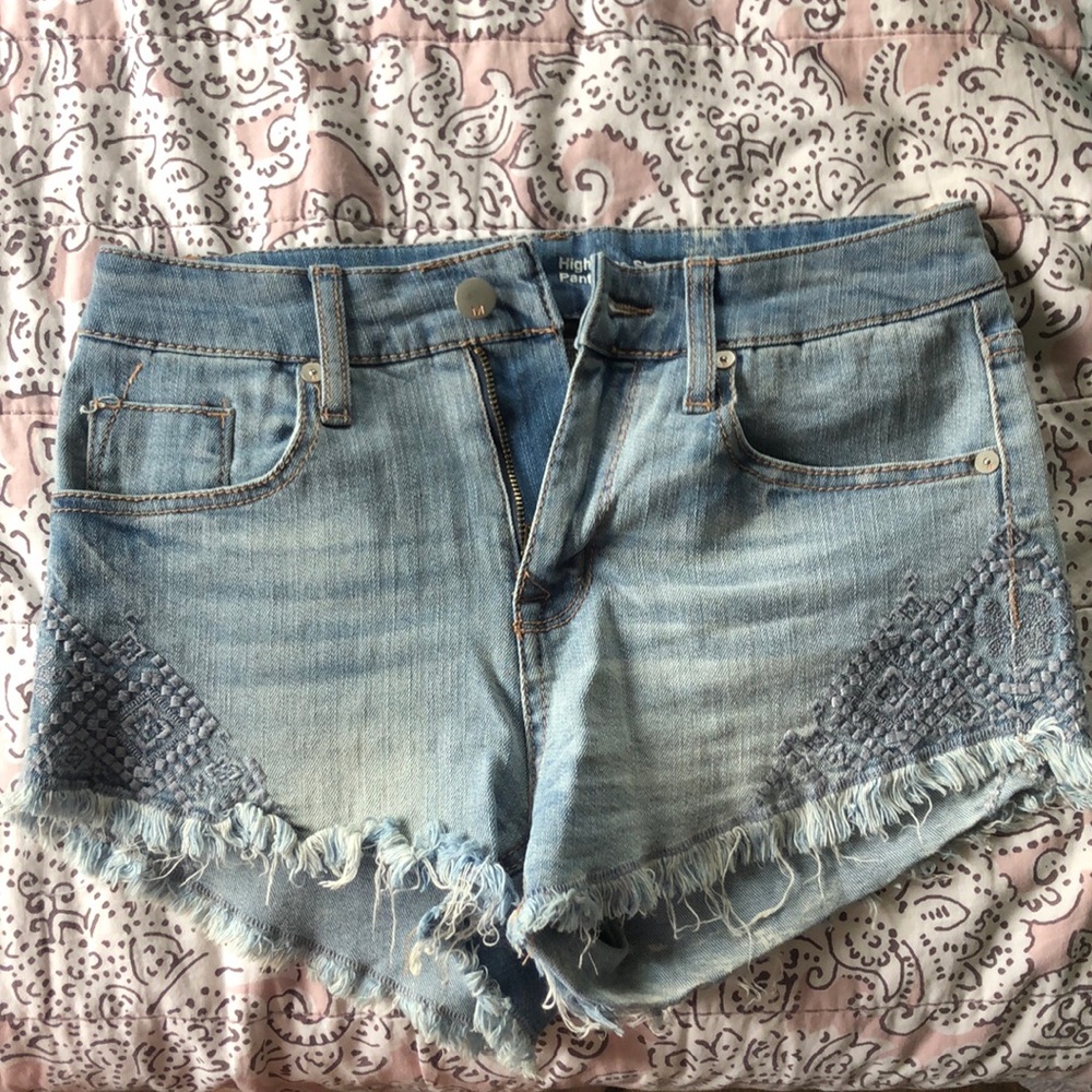 Light wash jean shorts